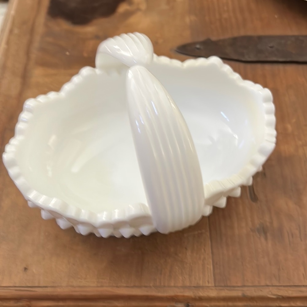Rare Westmoreland White Milk Glass Hobnail, Scalloped Edge Split Handle Basket.